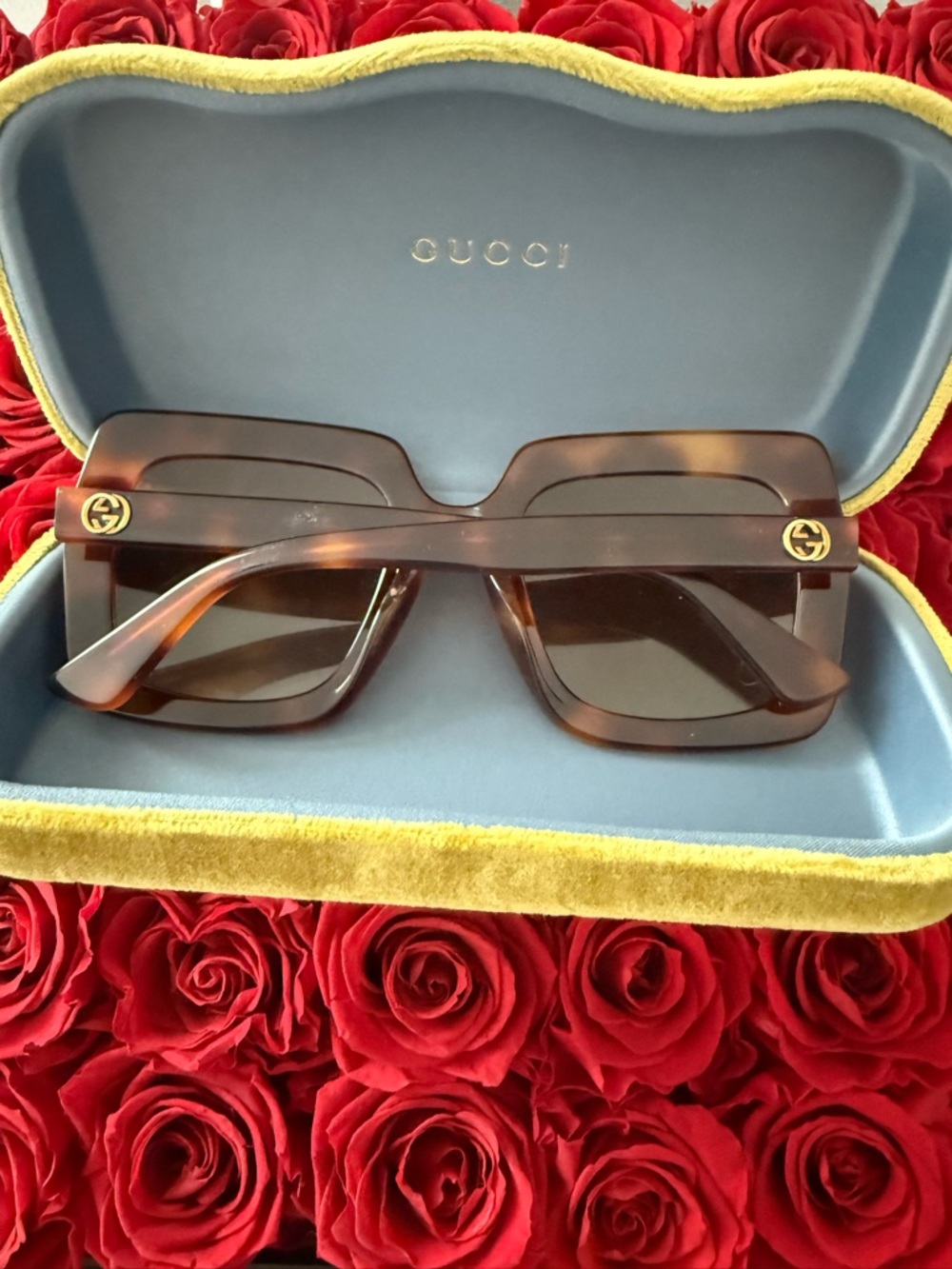 Gucci Oversized POP WEB Square Tortoiseshell Sunglasses in Brown